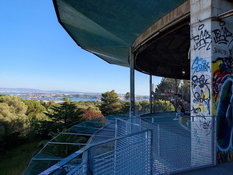 Terraza del mirador panorámico de Monsanto